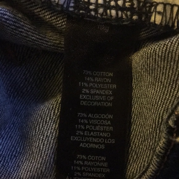 Classic boot leg WHBM medium washed blue jeans👖 - Picture 7 of 7